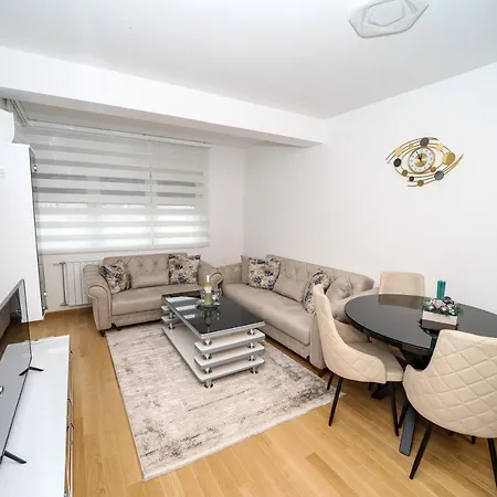 Venecija De Lux * Banja Luka